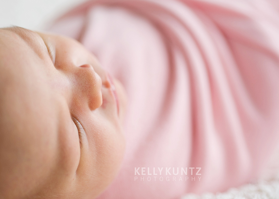 bozeman-newborn-photographer-cb04-kelly-kuntz-photography1